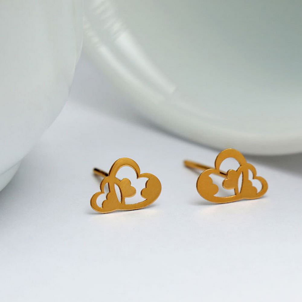 گوشواره طلا 18عیار زنانه طرح میخی طرح چند قلبی