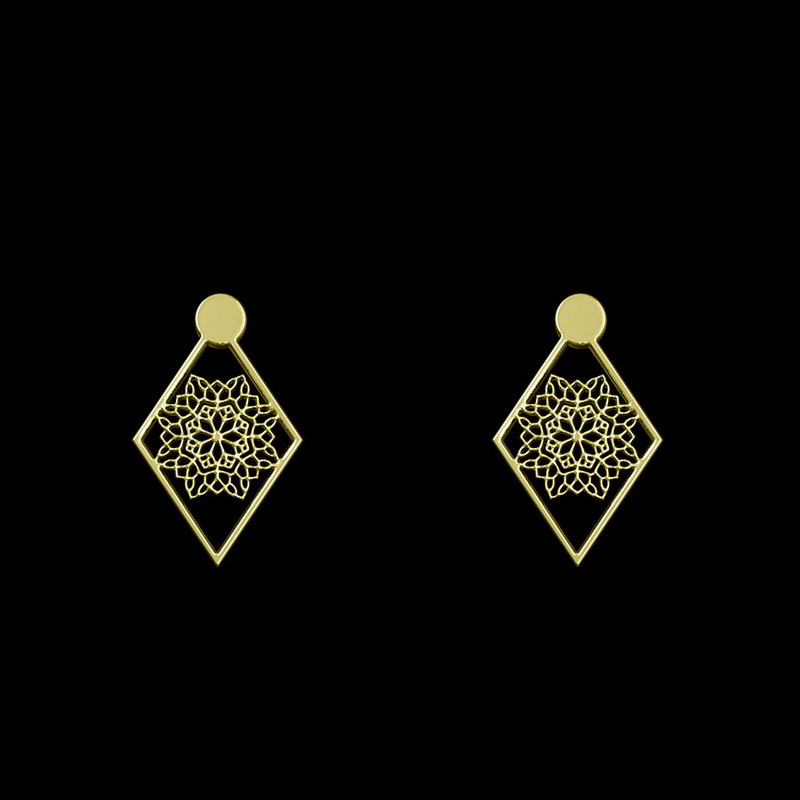 گوشواره طلا 18 عیار زنانه مدوپد مدل لوزی اسلیمی کد GA1-10213