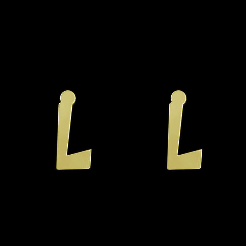 گوشواره طلا 18 عیار زنانه مدوپد مدل حرف L کد GA1-16676