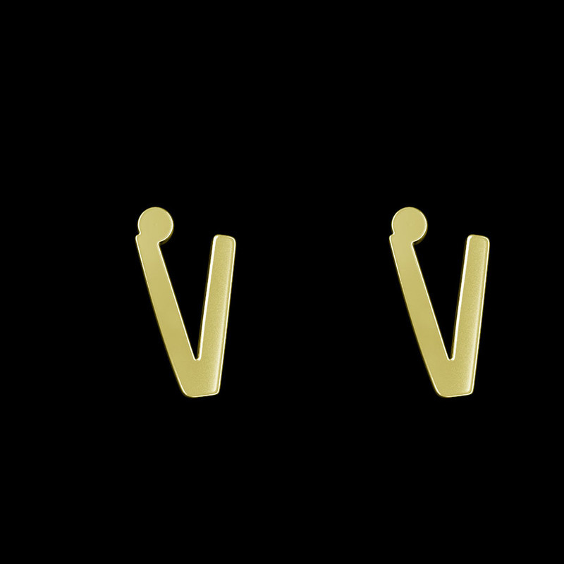 گوشواره طلا 18 عیار زنانه مدوپد مدل حرف V کد GA1-16754