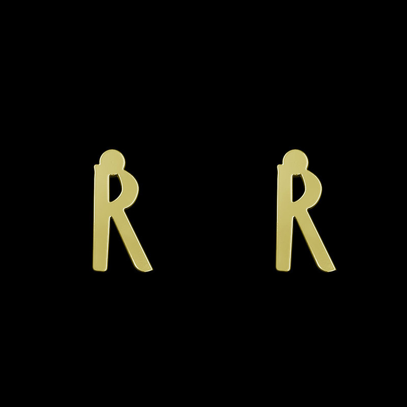 گوشواره طلا 18 عیار زنانه مدوپد مدل حرف R کد GA1-16826