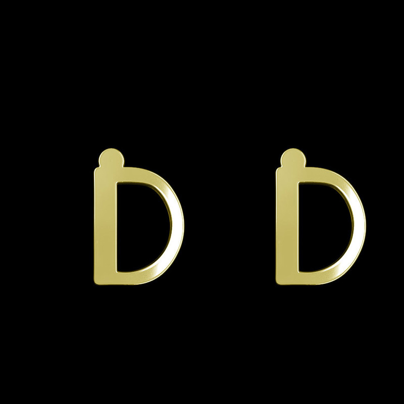 گوشواره طلا 18 عیار زنانه مدوپد مدل حرف D کد GA1-16890