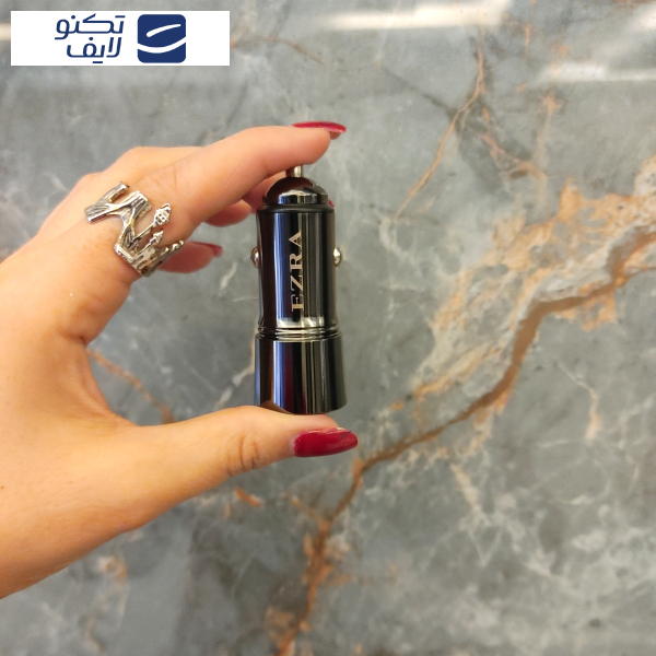 شارژر فندکی 20 وات آزرا مدل CR57 شارژر فندکی 20 وات آزرا مدل CR57