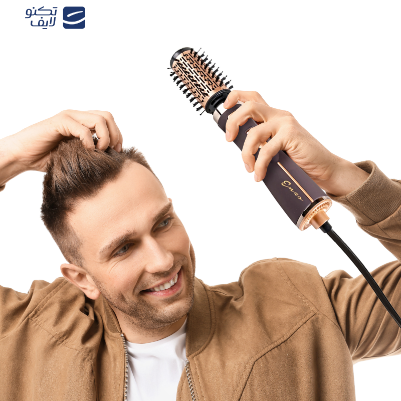 سشوار برس‌دار چرخشی حرفه‌ای انزو مدل EN-743، موتور DC با توان مصرفی 1500 وات، دارای قابلیت تعویض سری، باد سرد، با حالت صاف‌کننده و حجم‌دهنده، وزن 700 گرم، تنظیم حرارت 2 حالته و کنترل سرعت 2 حالته، به همراه 2 سری برس‌دار