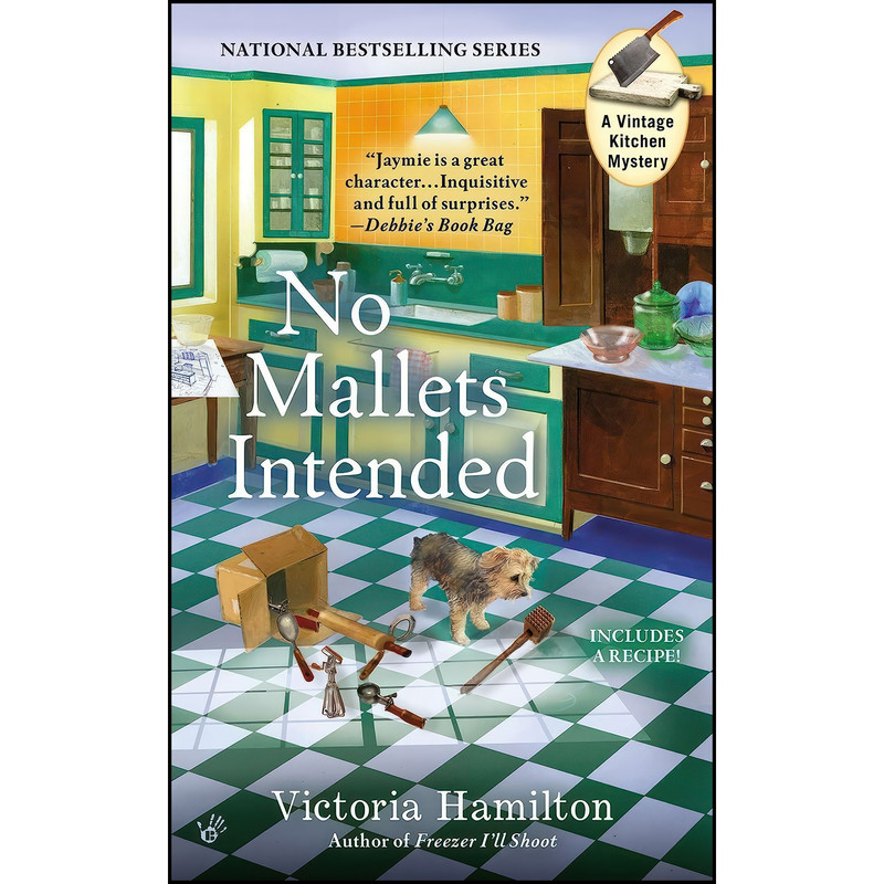 کتاب No Mallets Intended اثر Victoria Hamilton انتشارات Berkley