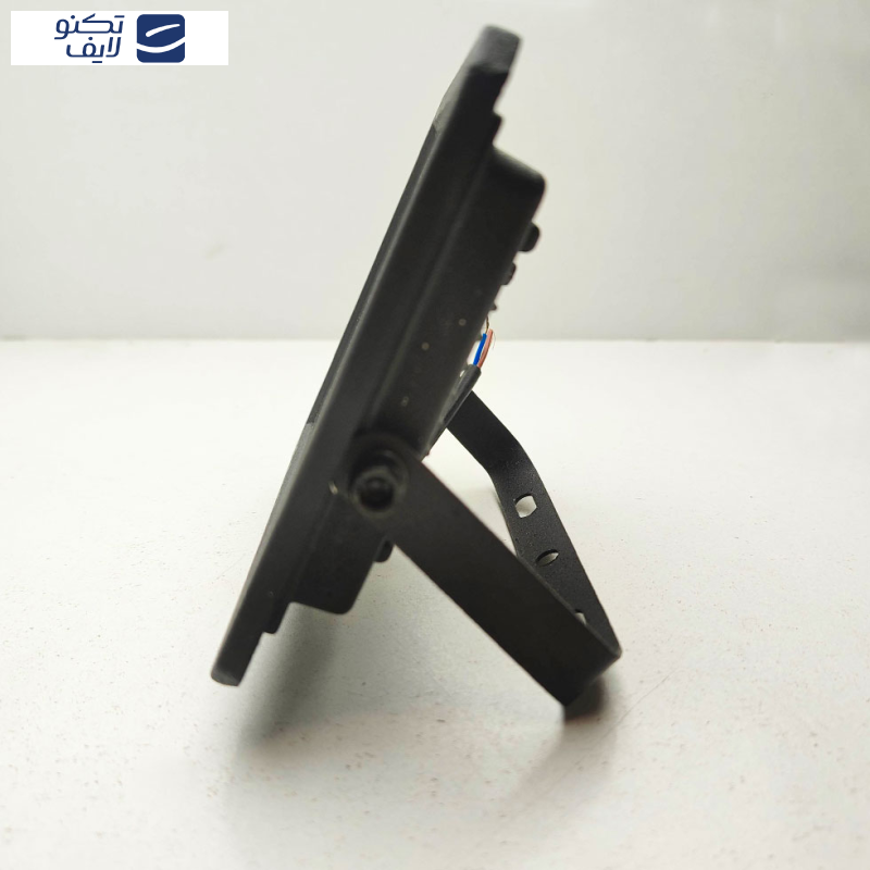 پروژکتور 30 وات شاهچراغ مدل ABAN IP66