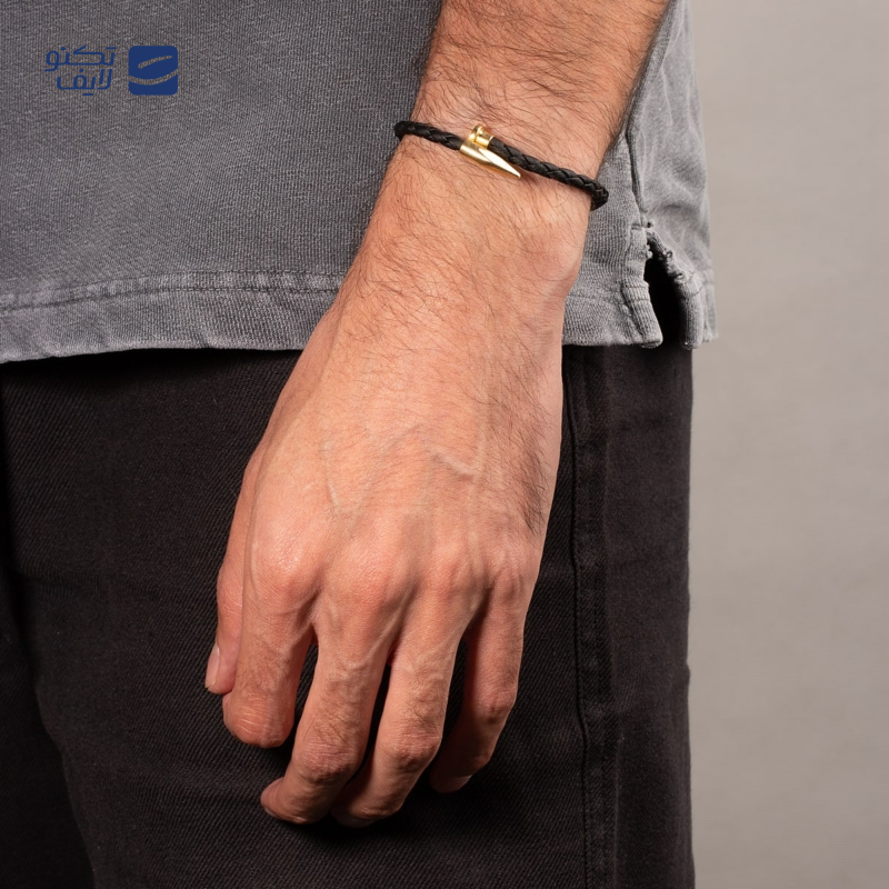 gallery-دستبند طلا با چرم طرح فروهر copy.png