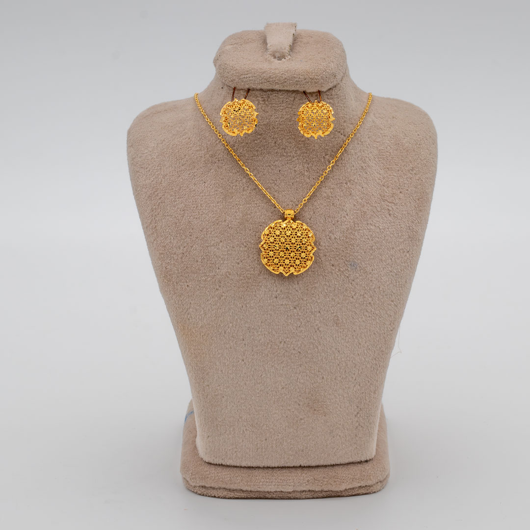 نیم ست طلا 18 عیار گالری طلا عرفان  مدل ایشا کد 2292