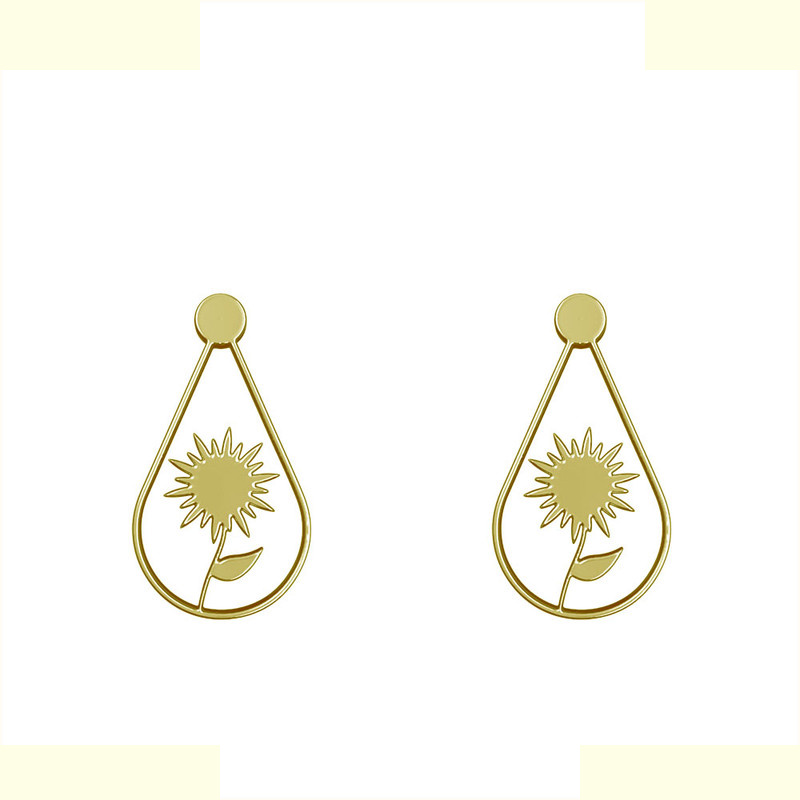 گوشواره طلا 18 عیار زنانه مدوپد مدل گل کد GA1-11340