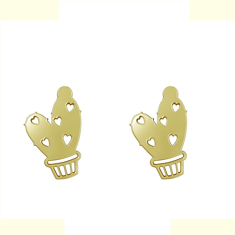 گوشواره طلا 18 عیار زنانه مدوپد مدل کاکتوس قلبی کد GA1-11796