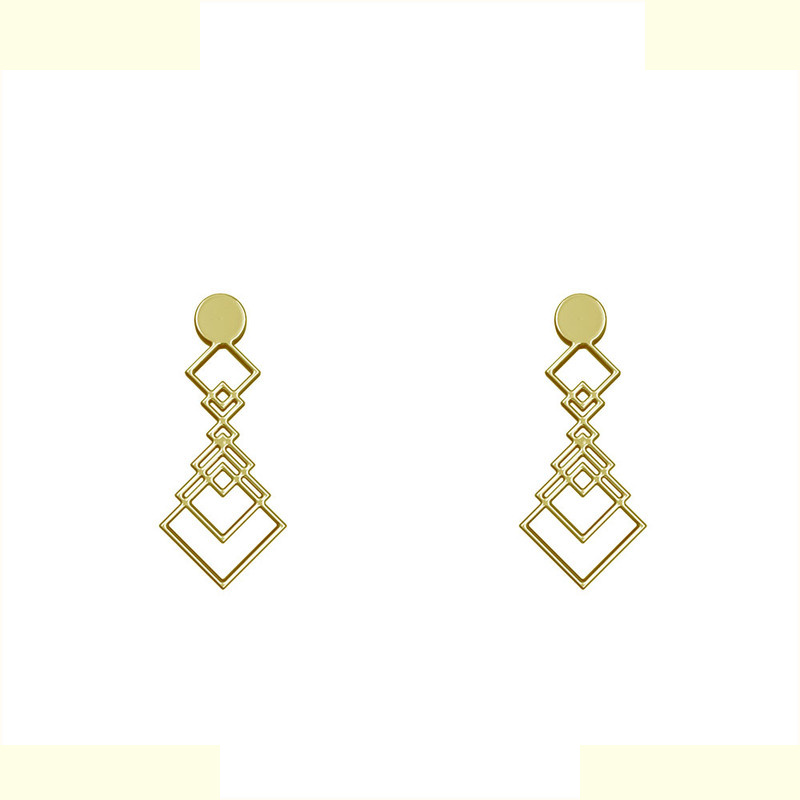 گوشواره طلا 18 عیار زنانه مدوپد مدل حلقه لوزی کد GA1-12809