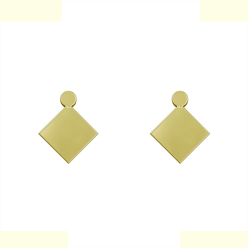 گوشواره طلا 18 عیار زنانه مدوپد مدل لوزی کد GA1-14167