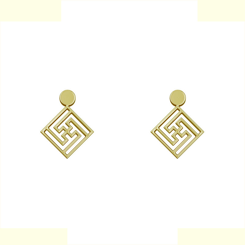 گوشواره طلا 18 عیار زنانه مدوپد مدل هندسی کد GA1-14192