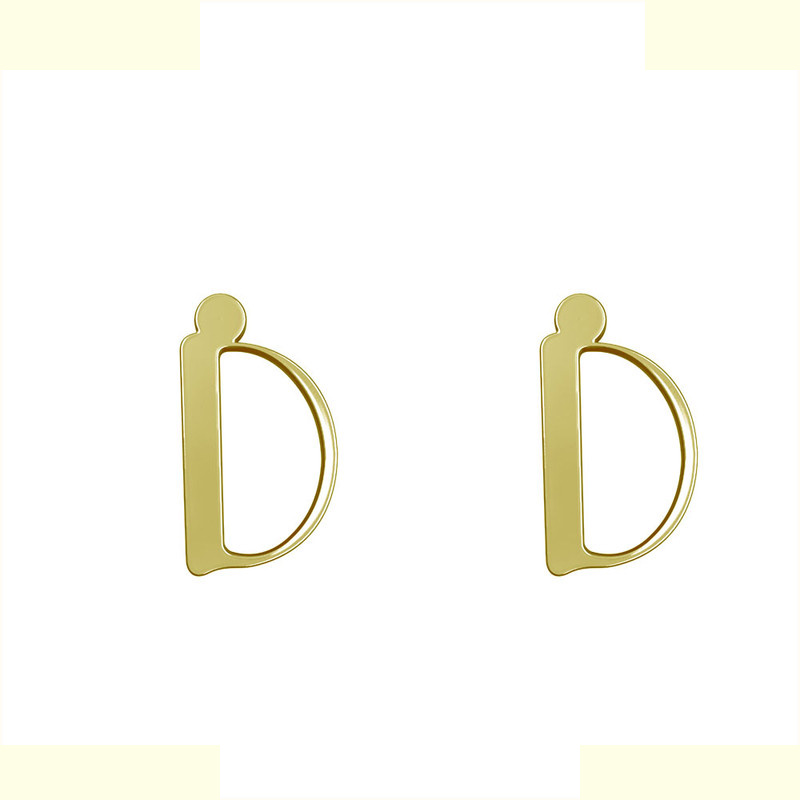 گوشواره طلا 18 عیار زنانه مدوپد مدل حرف D کد GA1-16784