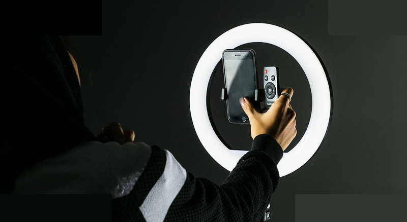 رینگ لایت مدل YQ-320A به همراه پایه