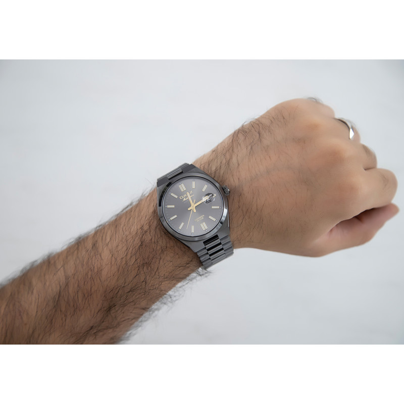 ساعت مچی عقربهای مردانه اوماکس مدل OOACZ001N99I