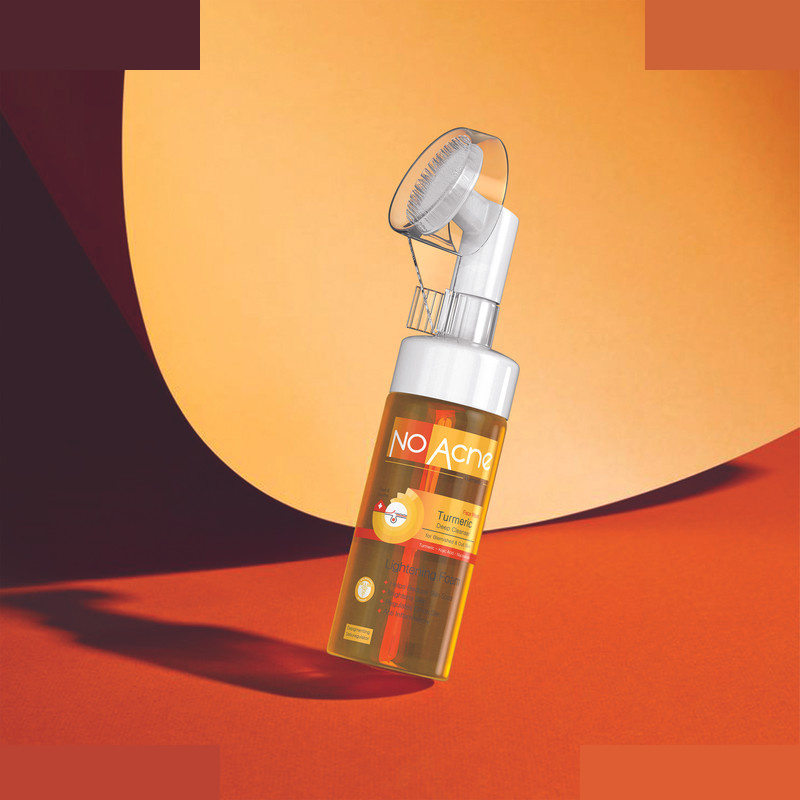 فوم شستوشوی صورت نوآکنه مدل Turmeric مناسب برای پوست چرب حجم 150 میلیلیتر