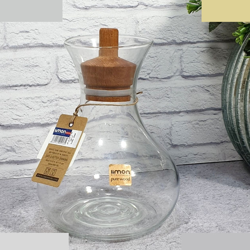 بطری آب لیمون مدل تنگ گنجایش 0/95 لیتر بطری آب لیمون مدل تنگ گنجایش 0/95 لیتر