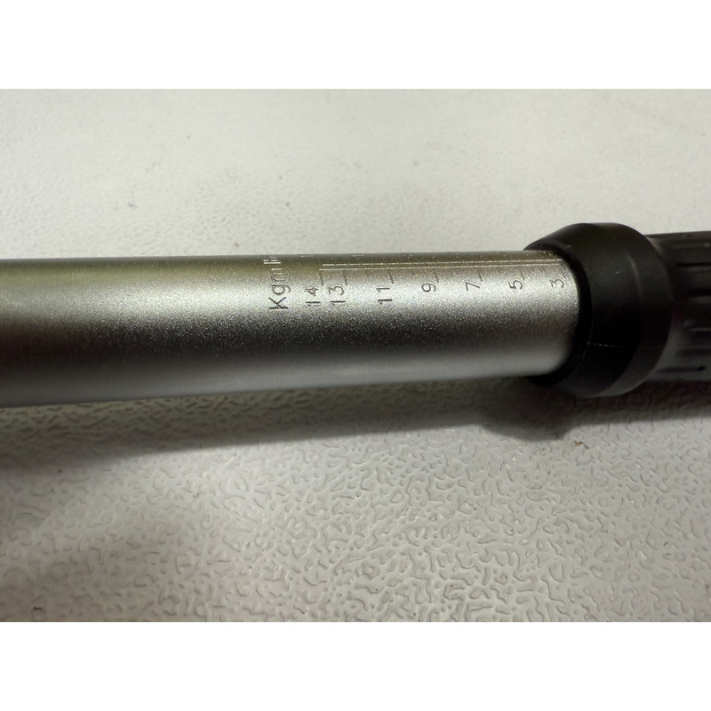 آچار ترکمتر تاپکس مدل SMT-1/2-TW424-2S-TAIWAN سایز 1/2 میلی متر آچار ترکمتر تاپکس مدل SMT-1/2-TW424-2S-TAIWAN سایز 1/2 میلی متر