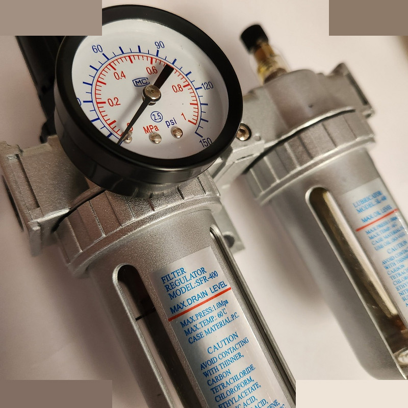 رطوبت گیر کمپرسور باد مدل دوقلو کد GT2500 رطوبت گیر کمپرسور باد مدل دوقلو کد GT2500