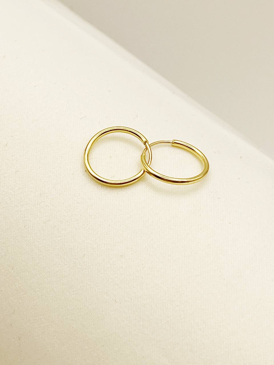 گوشواره حلقه ای کوچک قطر 1.6 طلا 18 عیار