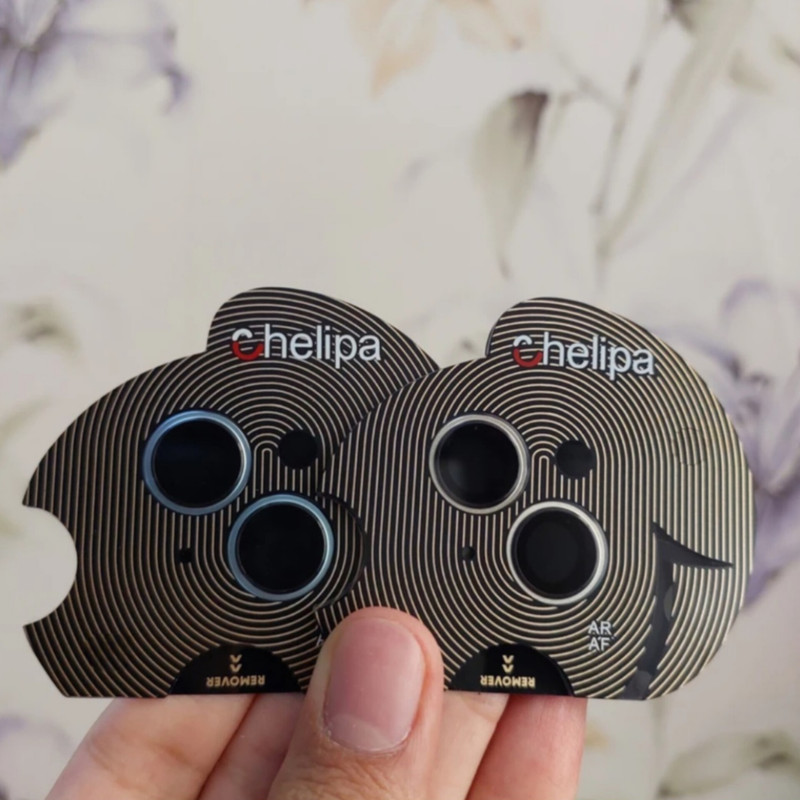 محافظ لنز دوربین شیشه ای اوجی مدل chelipa titanium مناسب برای گوشی موبایل  اپل iPhone 15