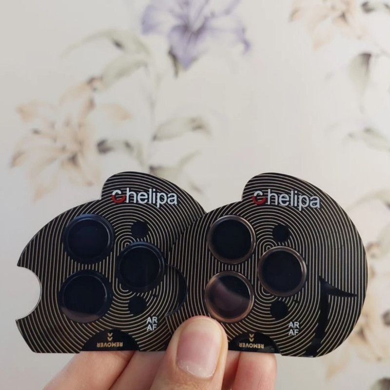 محافظ لنز دوربین شیشه ای اوجی مدل chelipa titanium مناسب برای گوشی موبایل اپل iPhone 14 Pro