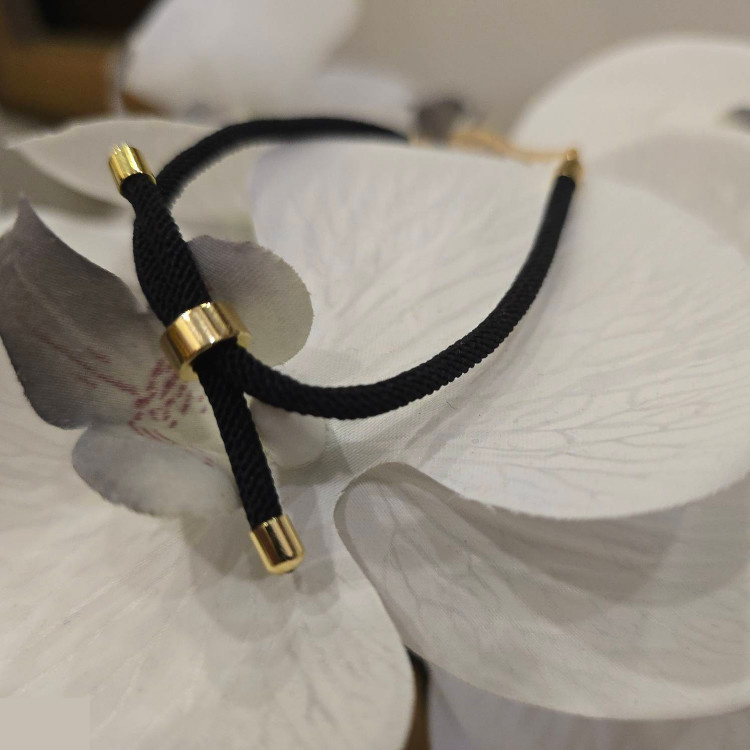 دستبند طلا 18 عیار زنانه شمیم گلد گالری طرح پنجه گربه کد H81