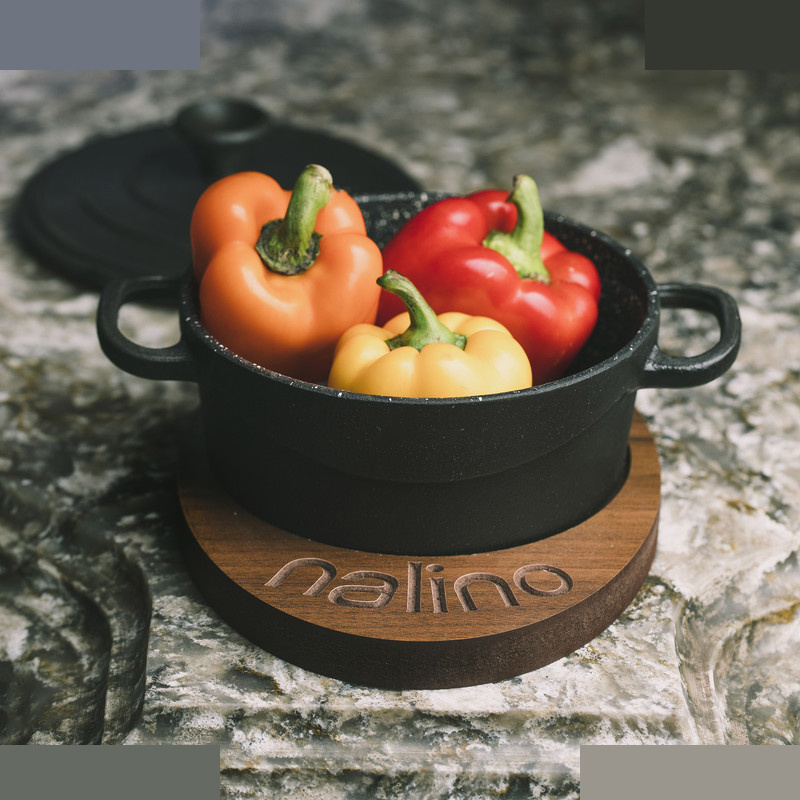قابلمه چدن نالینو مدل Feleti سایز 10 به همراه استند چوبی