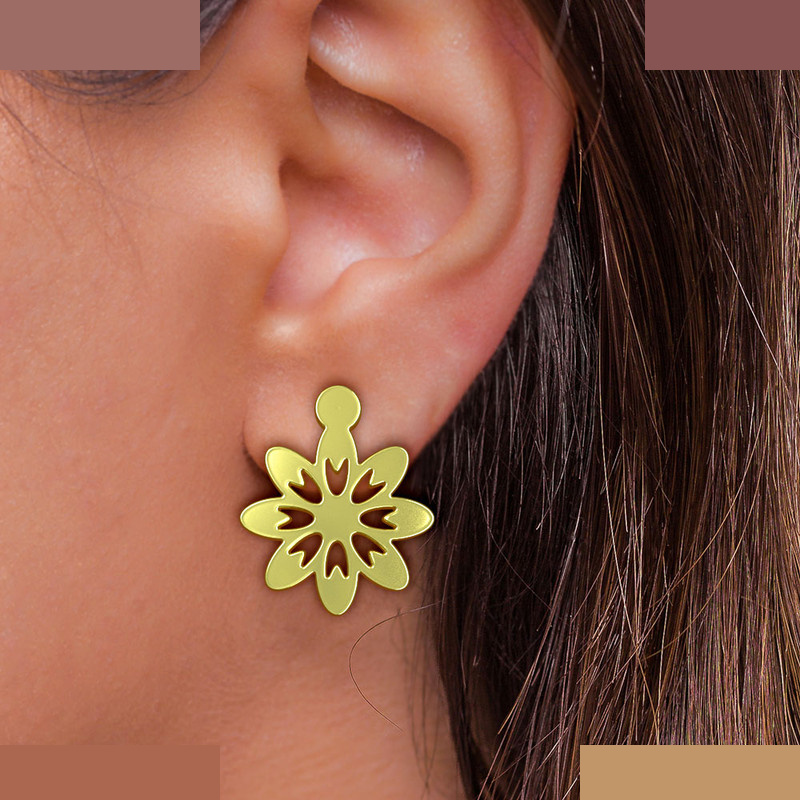 گوشواره طلا 18 عیار زنانه مدوپد مدل گل کد GA1-10862