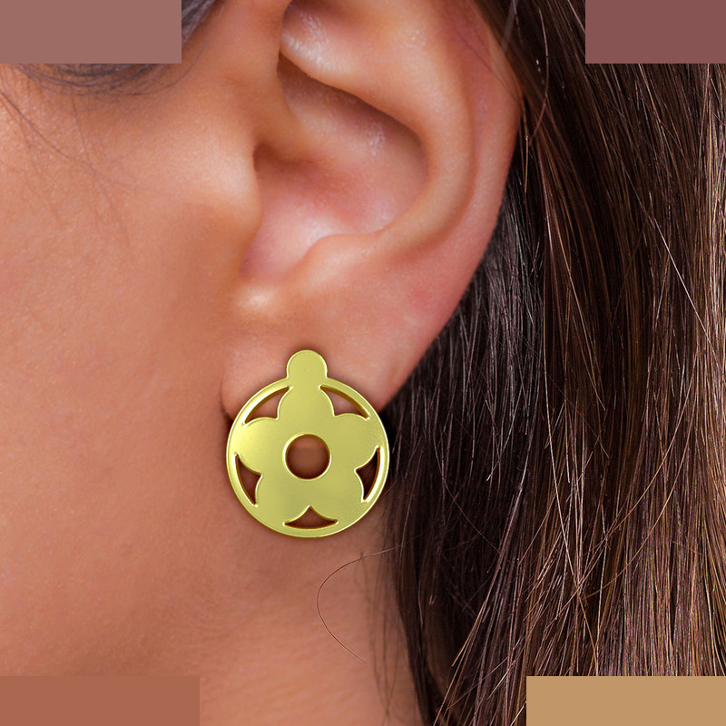 گوشواره طلا 18 عیار زنانه مدوپد مدل گل کد GA1-11010