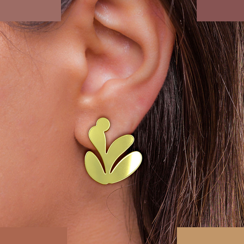 گوشواره طلا 18 عیار زنانه مدوپد مدل برگ کد GA1-12058