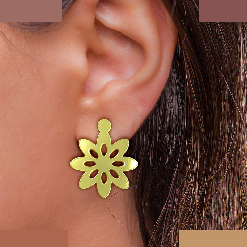 گوشواره طلا 18 عیار زنانه مدوپد مدل گل کد GA1-12363