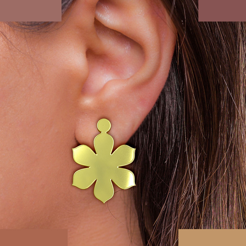 گوشواره طلا 18 عیار زنانه مدوپد مدل گل کد GA1-12438