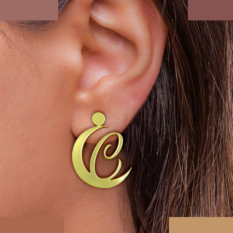 گوشواره طلا 18 عیار زنانه مدوپد مدل C حرف کد GA1-13688