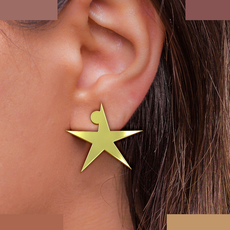 گوشواره طلا 18 عیار زنانه مدوپد مدل ستاره کد GA1-15392