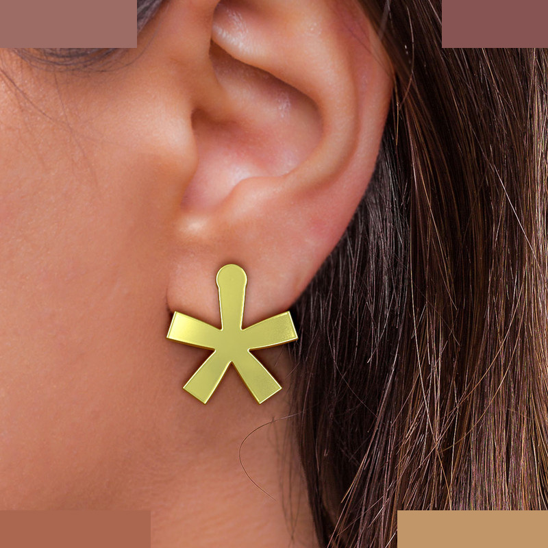 گوشواره طلا 18 عیار زنانه مدوپد مدل ستاره کد GA1-15394