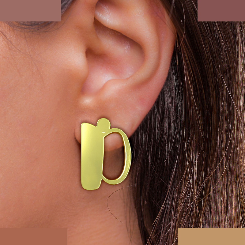 گوشواره طلا 18 عیار زنانه مدوپد مدل حرف D کد GA1-16611