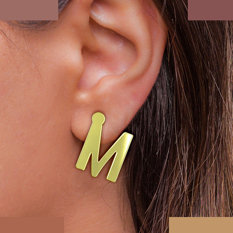 گوشواره طلا 18 عیار زنانه مدوپد مدل حرف M کد GA1-16899