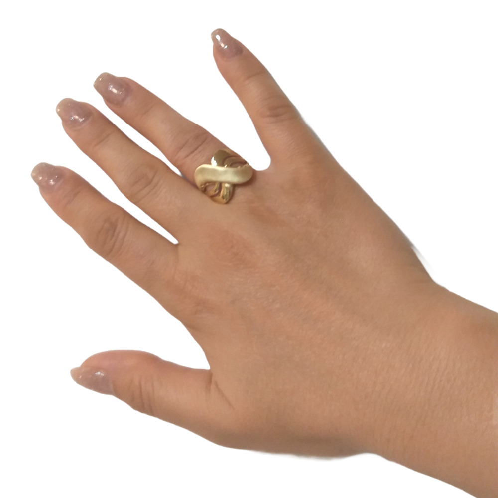 انگشتر طلا 18 عیار کد z376 قابل تغییر سایز