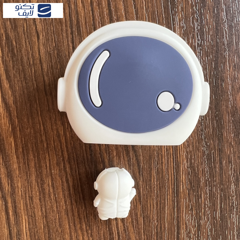 محافظ کابل و شارژر مدل فانتزی Astronaut مجموعه ۴ عددی مناسب برای شارژر 20W اپل
