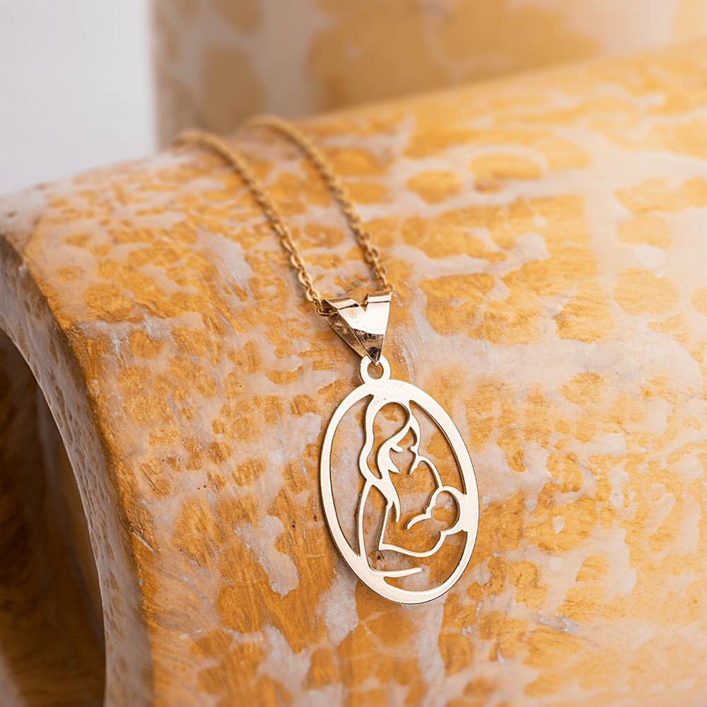 پلاک طلا 18عیار طرح مادر و بچه نوزاد