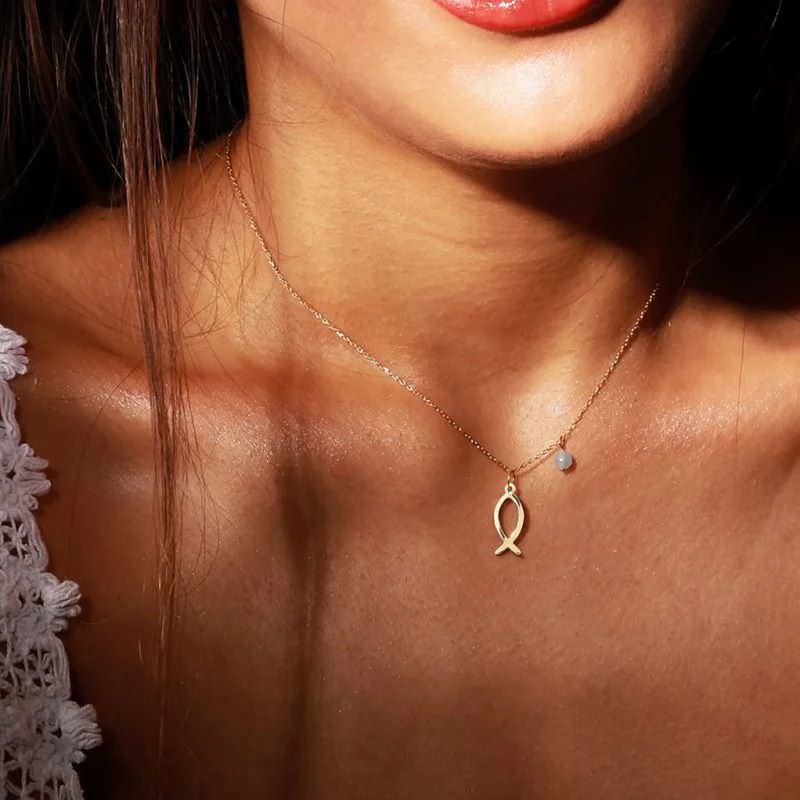 پلاک طلا 18عیار طرح ماهی مینیمال