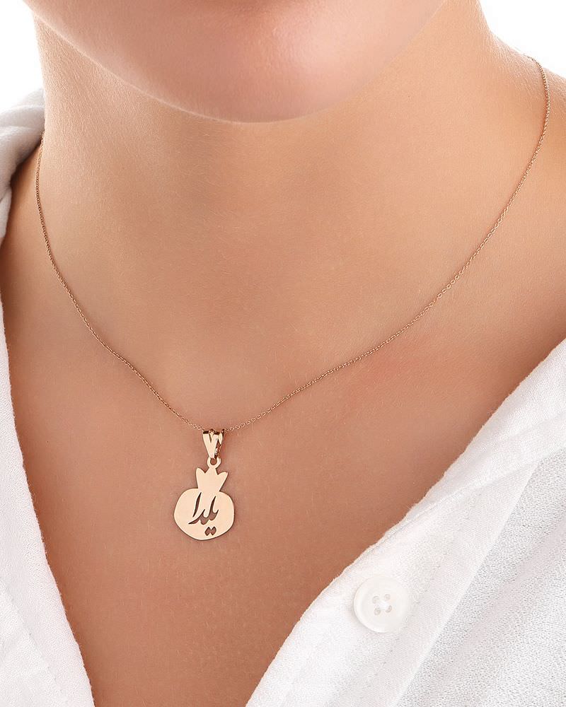 پلاک طلا 18عیار طرح انار و یلدا