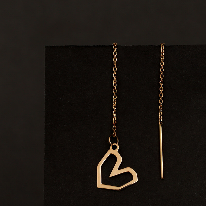 گوشواره بخیه ای طلا 18 عیار طرح قلب جذاب