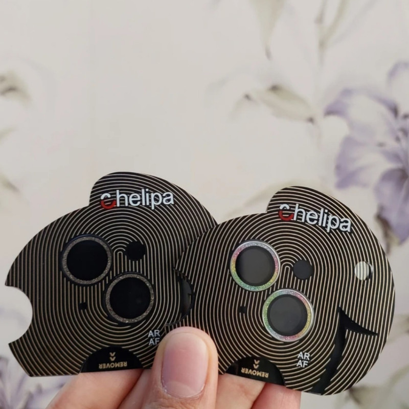 محافظ لنز دوربین شیشه ای اوجی مدل chelipa shine مناسب برای گوشی موبایل اپل iPhone 15