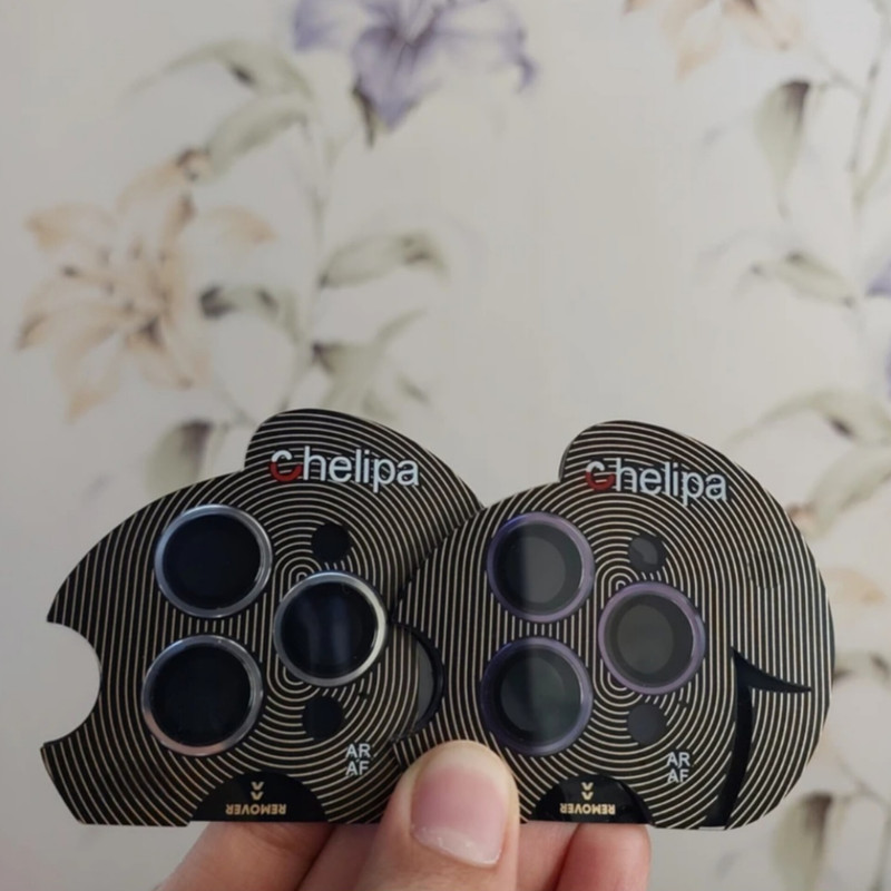 محافظ لنز دوربین شیشه ای اوجی مدل chelipa titanium مناسب برای گوشی موبایل اپل iPhone 14 Pro