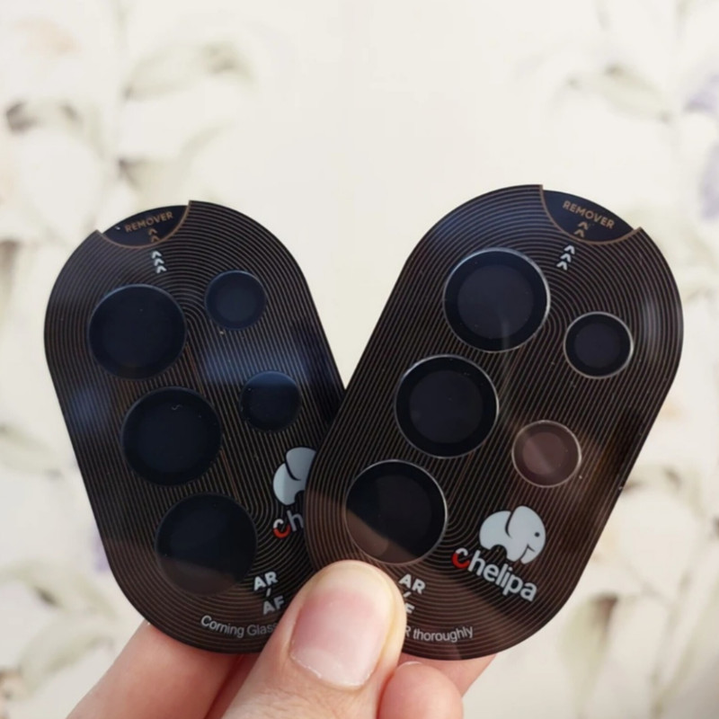 محافظ لنز دوربین شیشه ای اوجی مدل chelipa titanium مناسب برای گوشی موبایل سامسونگ Galaxy S24 Ultra