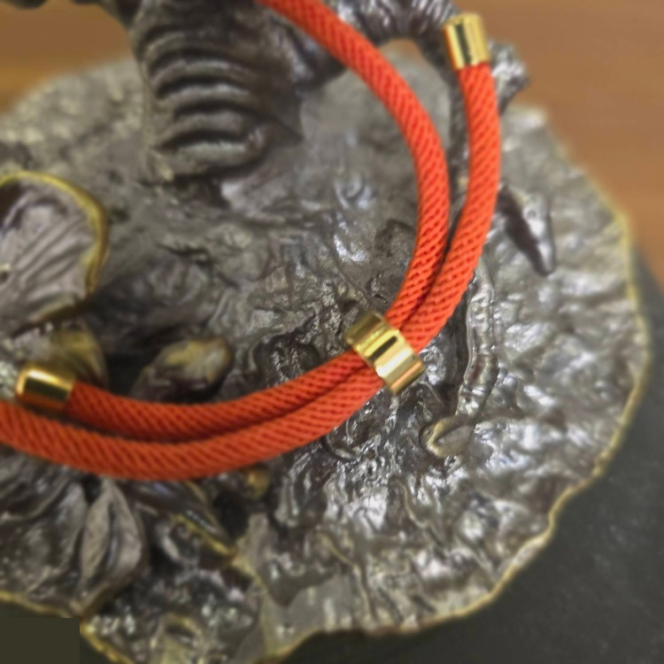 دستبند طلا 18 عیار زنانه شمیم گلد گالری مدل I LOVE YOU کد D61-16