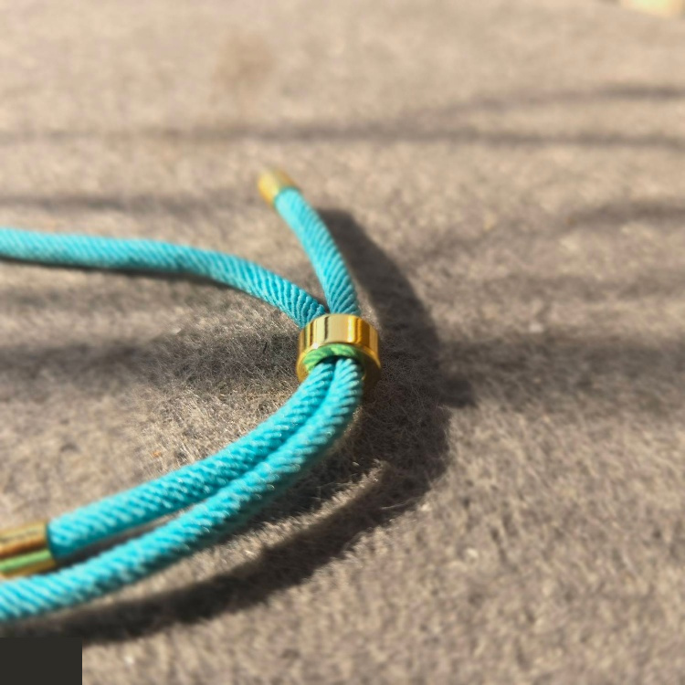 دستبند طلا 18 عیار زنانه شمیم گلد گالری مدل بینهایت قلب با حرف S کد D56-6